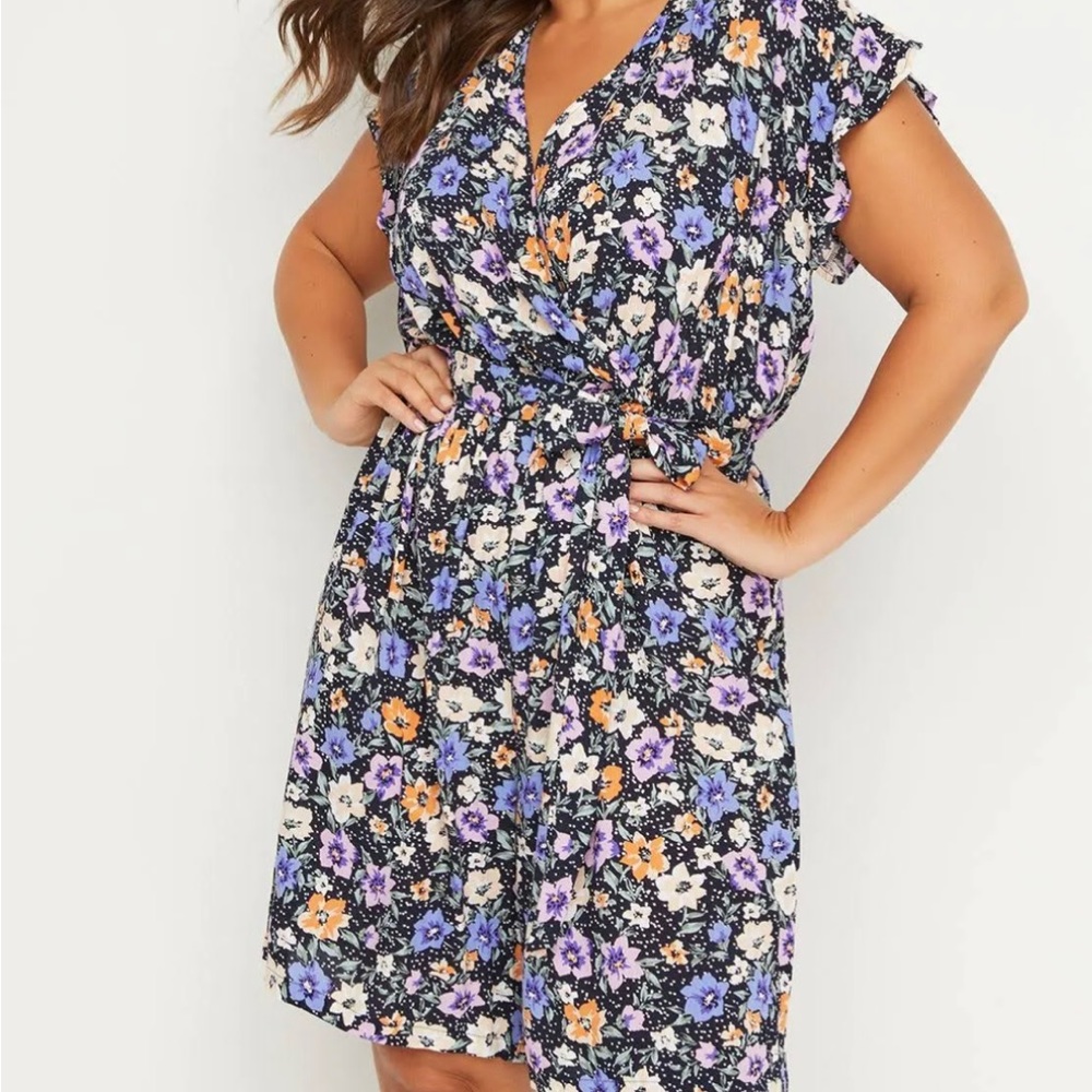 NWT Lane Bryant Navy-Dots & Floral Print Romper Faux Wrap Front Cap Sleeve 18/20